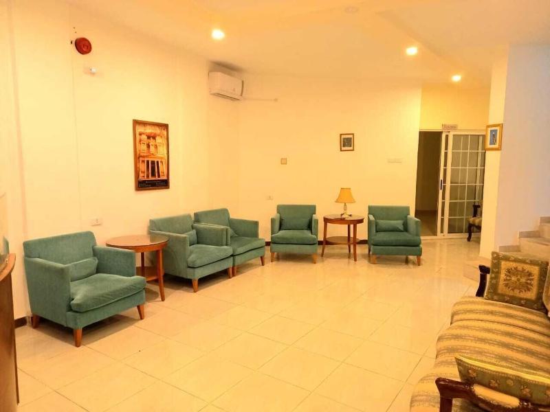 Petra Town Chech In Hotel image