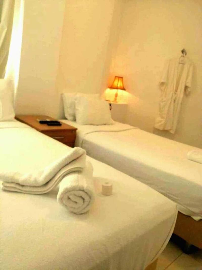 Petra Town Chech In Hotel image