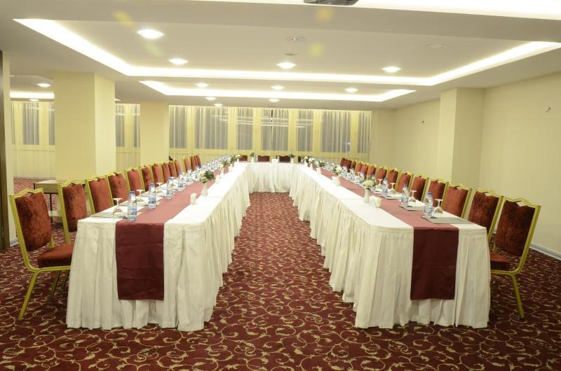 Hotel Tilmen image