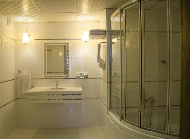 Hotel Tilmen image