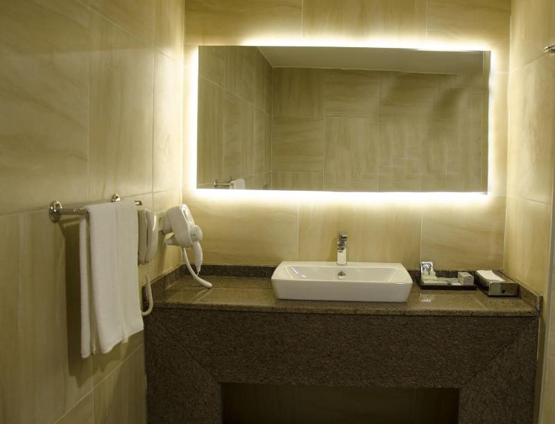 Hotel Tilmen image