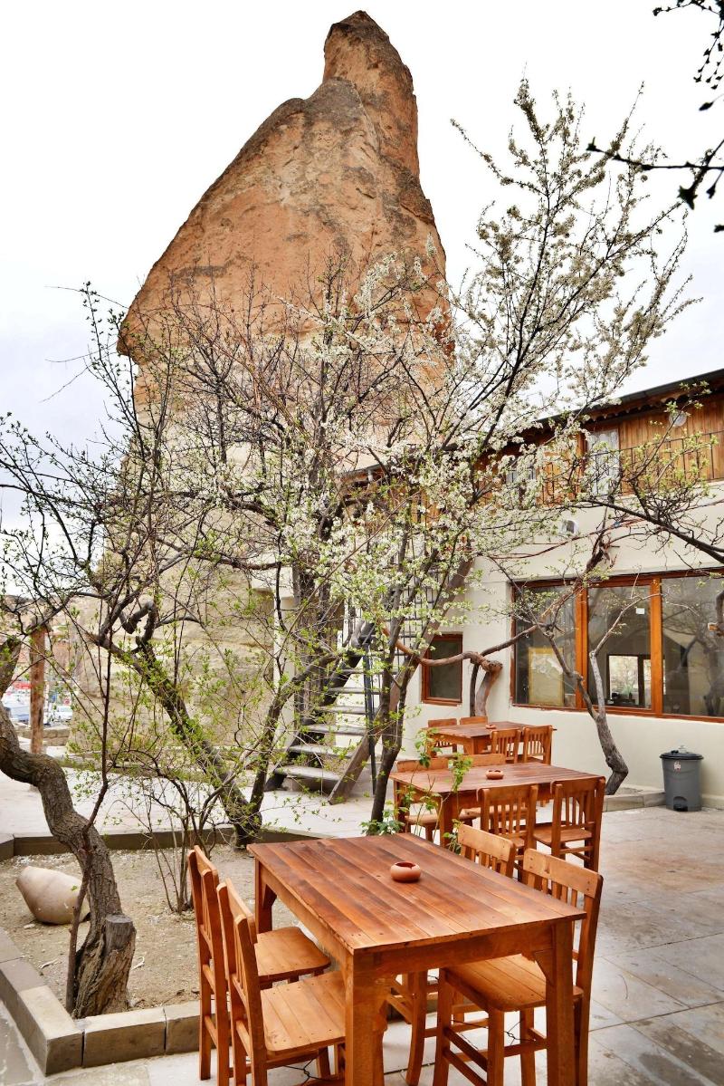 Cave Seasons Deluxe Hotel image