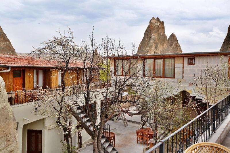 Cave Seasons Deluxe Hotel image