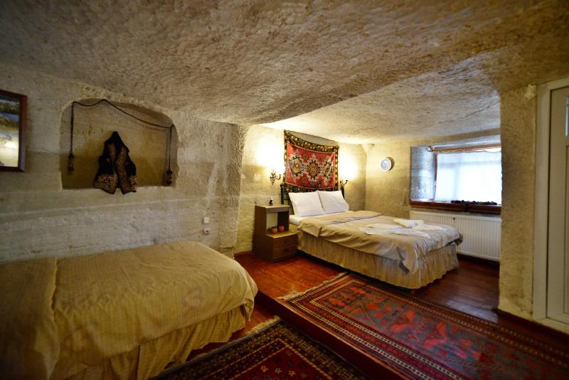 Cave Seasons Deluxe Hotel image