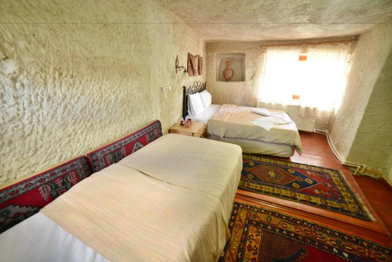 Cave Seasons Deluxe Hotel image