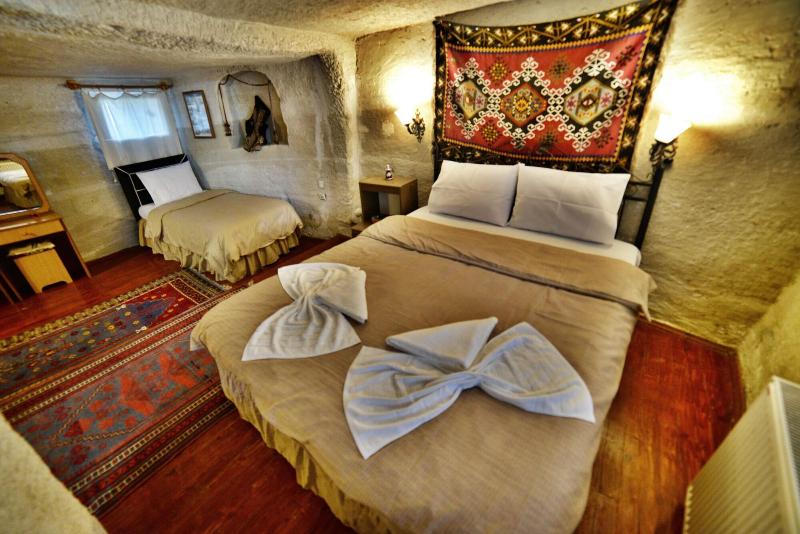 Cave Seasons Deluxe Hotel image