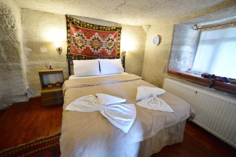 Cave Seasons Deluxe Hotel image