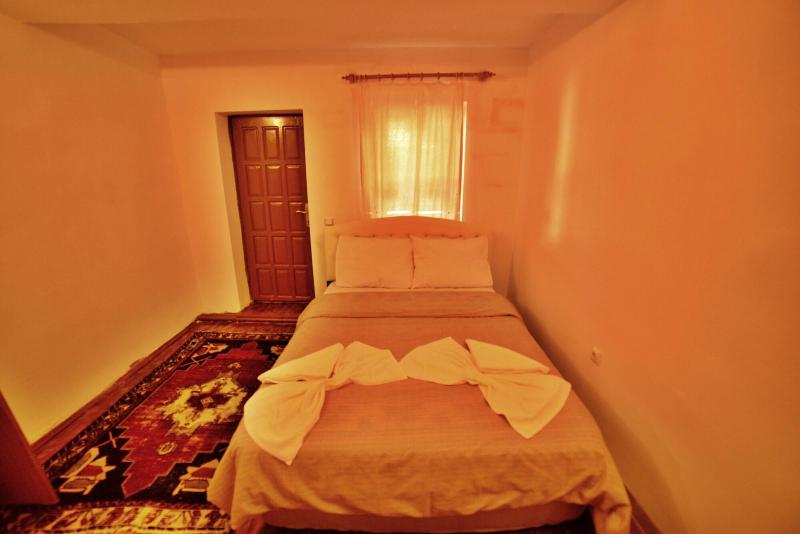 Cave Seasons Deluxe Hotel image