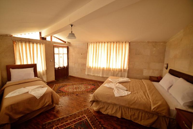 Cave Seasons Deluxe Hotel image