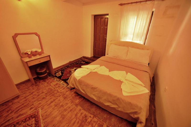 Cave Seasons Deluxe Hotel image