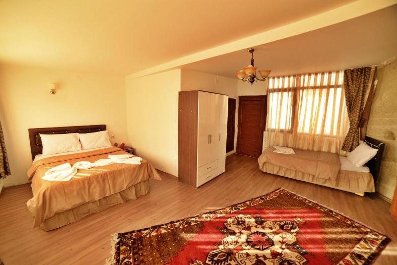 Cave Seasons Deluxe Hotel image