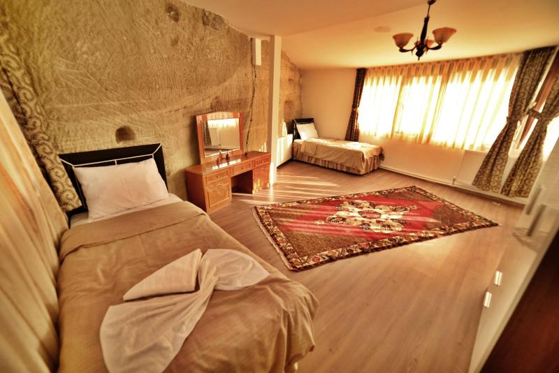 Cave Seasons Deluxe Hotel image