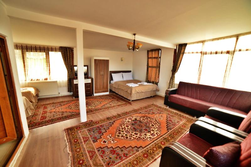 Cave Seasons Deluxe Hotel image