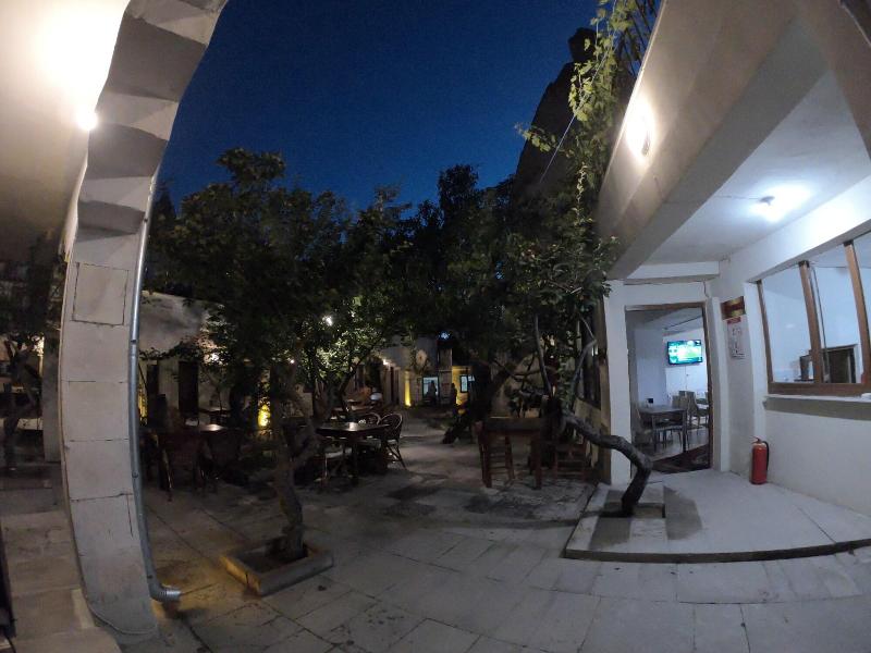 Cave Seasons Deluxe Hotel image