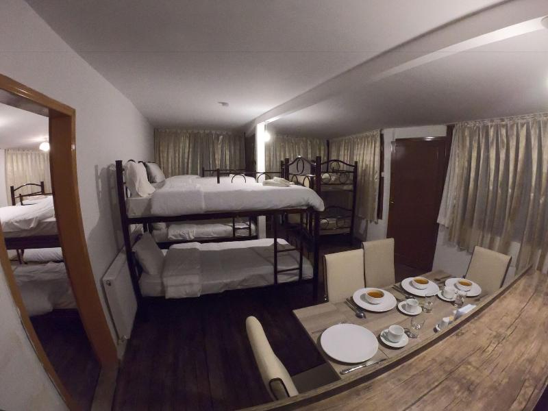 Cave Seasons Deluxe Hotel image