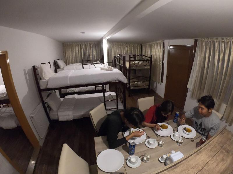 Cave Seasons Deluxe Hotel image
