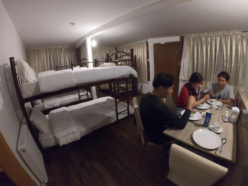 Cave Seasons Deluxe Hotel image