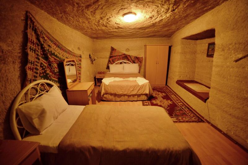 Cave Seasons Deluxe Hotel image