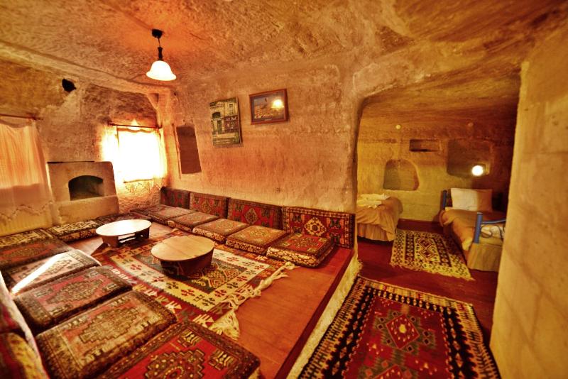 Cave Seasons Deluxe Hotel image