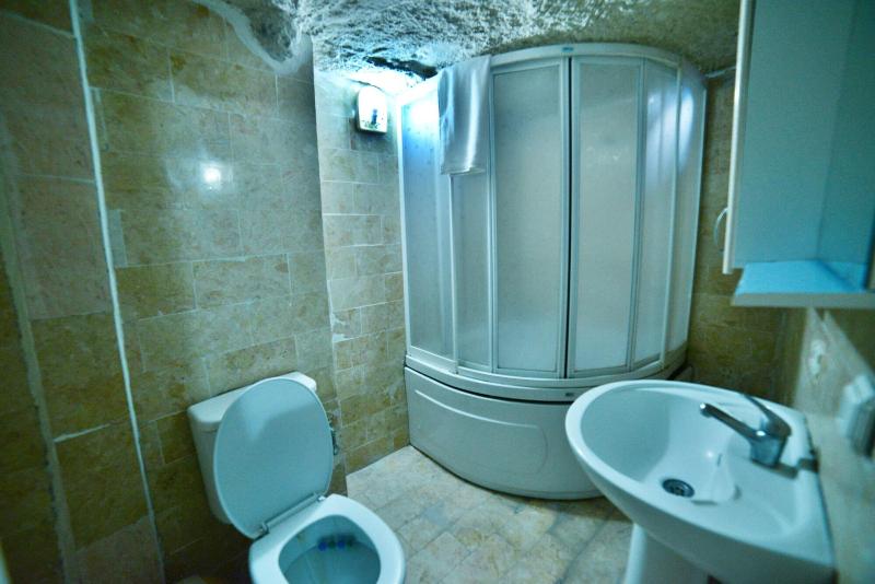 Cave Seasons Deluxe Hotel image