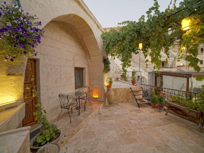 Melek Cave Hotel image
