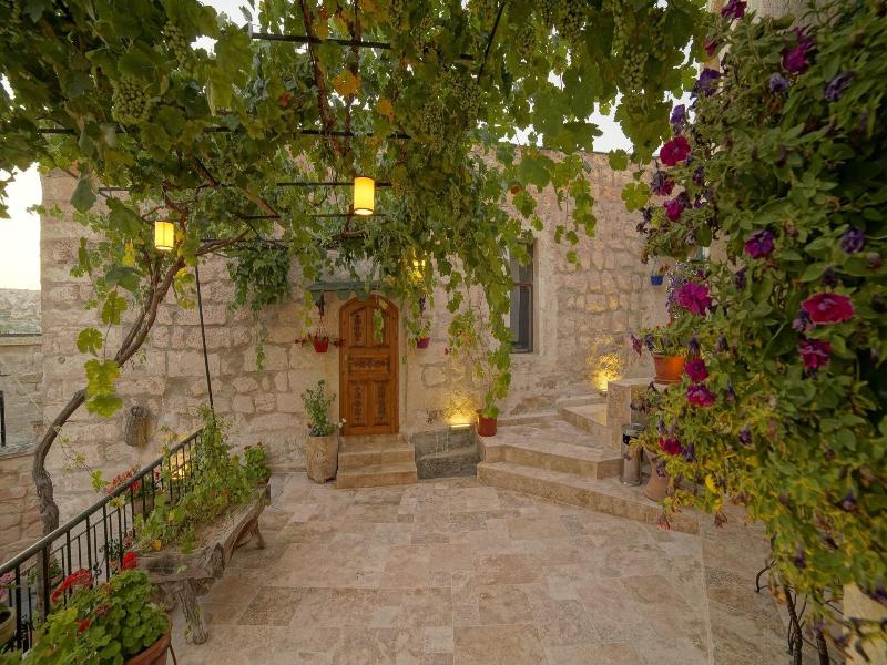 Melek Cave Hotel image
