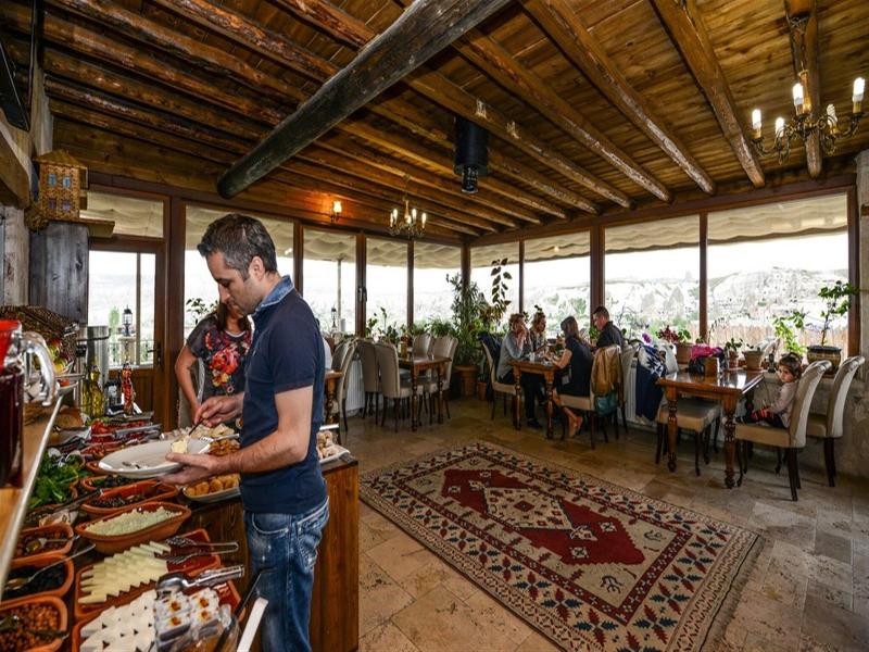 Elysa E Cave House image