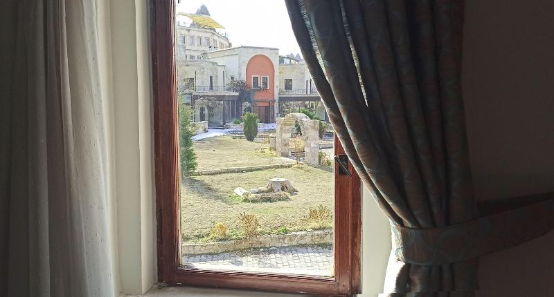 Blue Moon Cave Hotel image