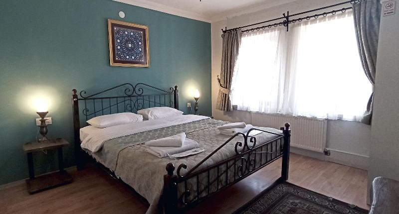 Blue Moon Cave Hotel image