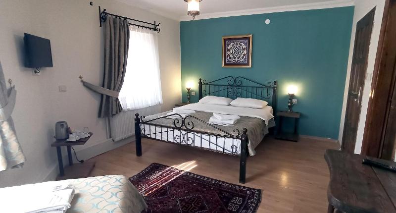 Blue Moon Cave Hotel image