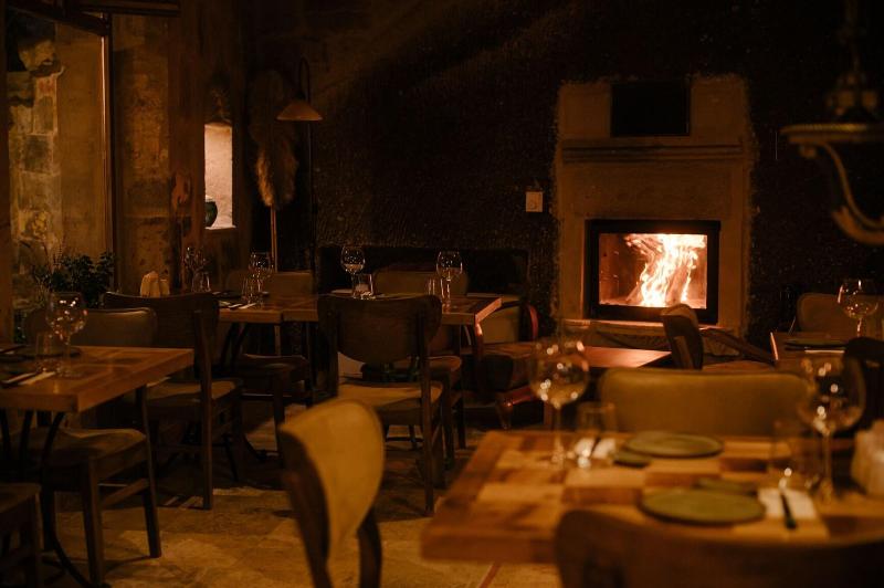 Aza Cave Hotel