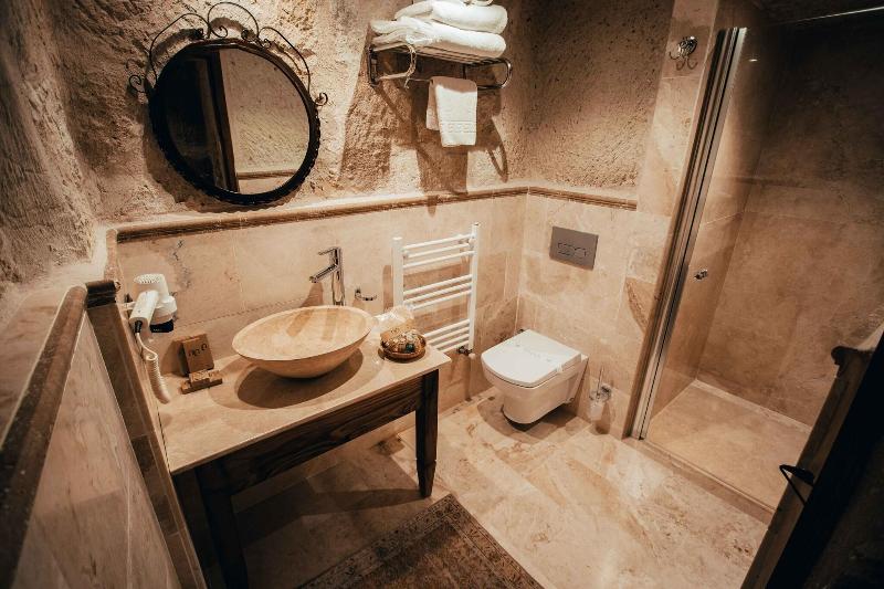 Aza Cave Hotel