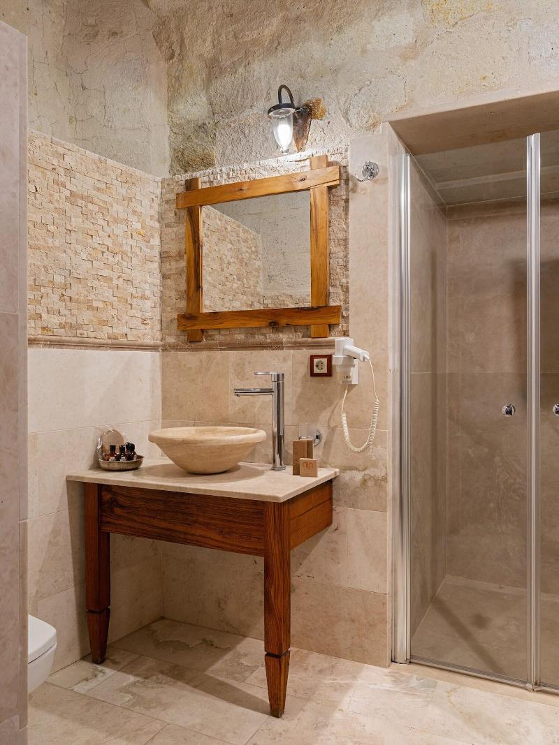 Aza Cave Hotel