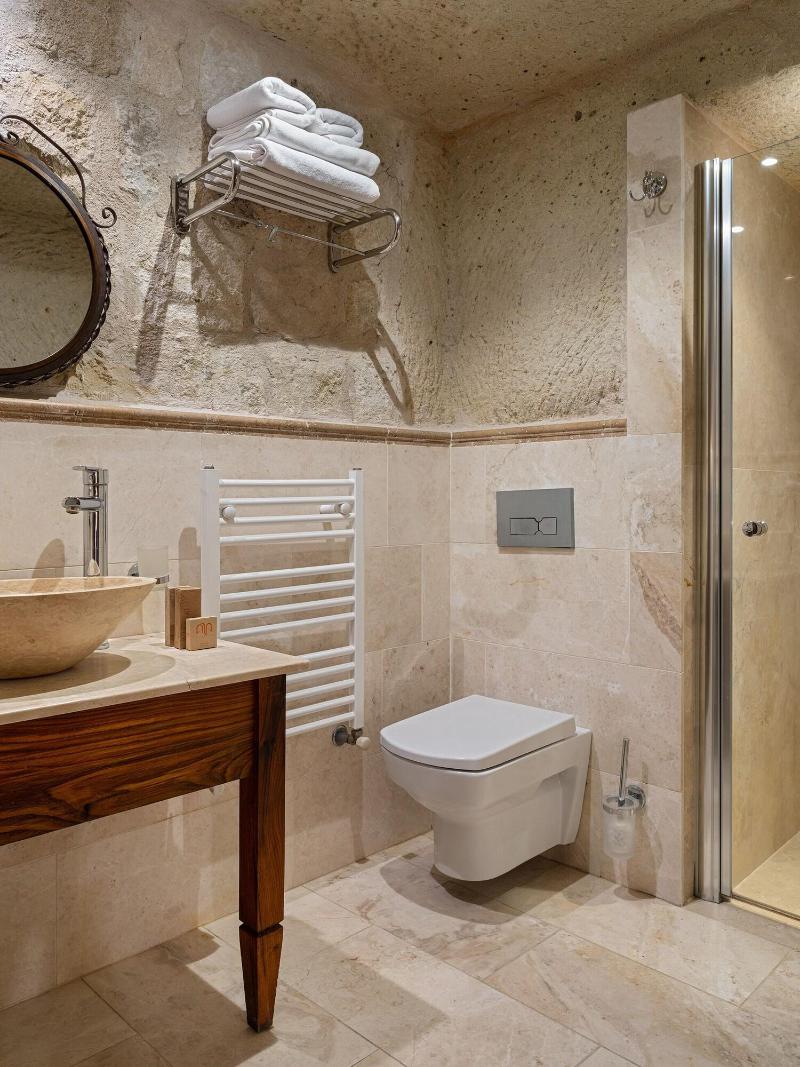 Aza Cave Hotel