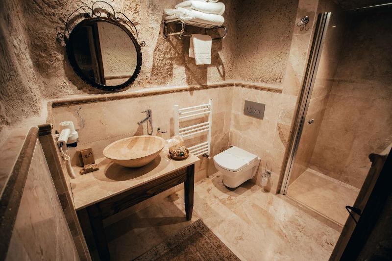 Aza Cave Hotel