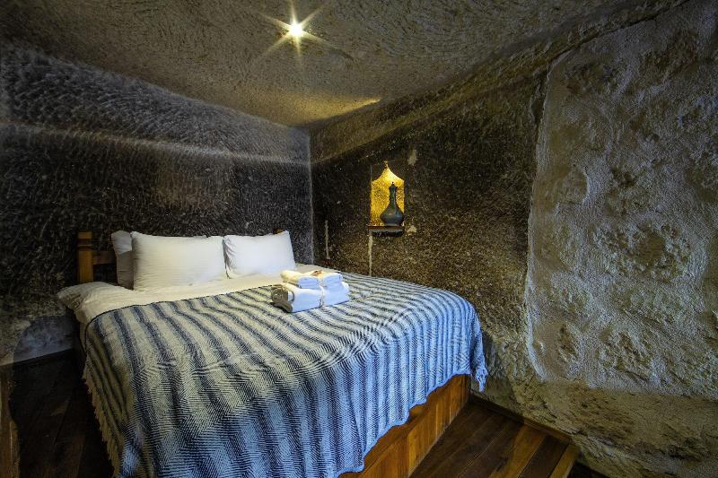 Aza Cave Hotel