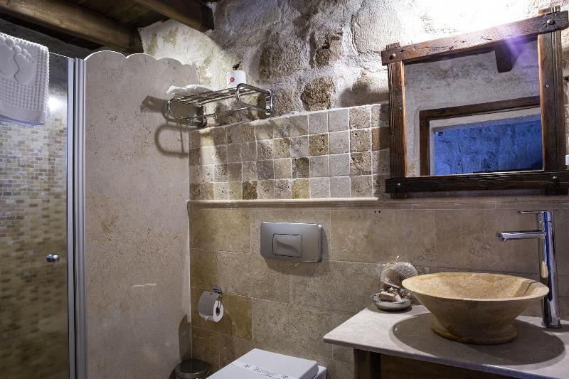 Aza Cave Hotel