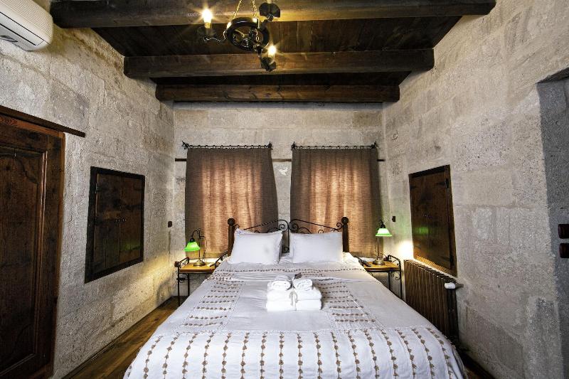 Aza Cave Hotel