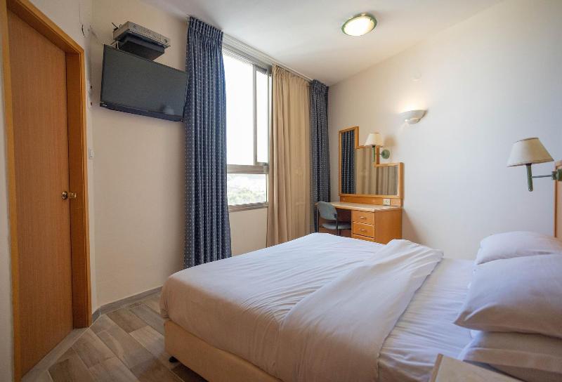 Hotel Marom image
