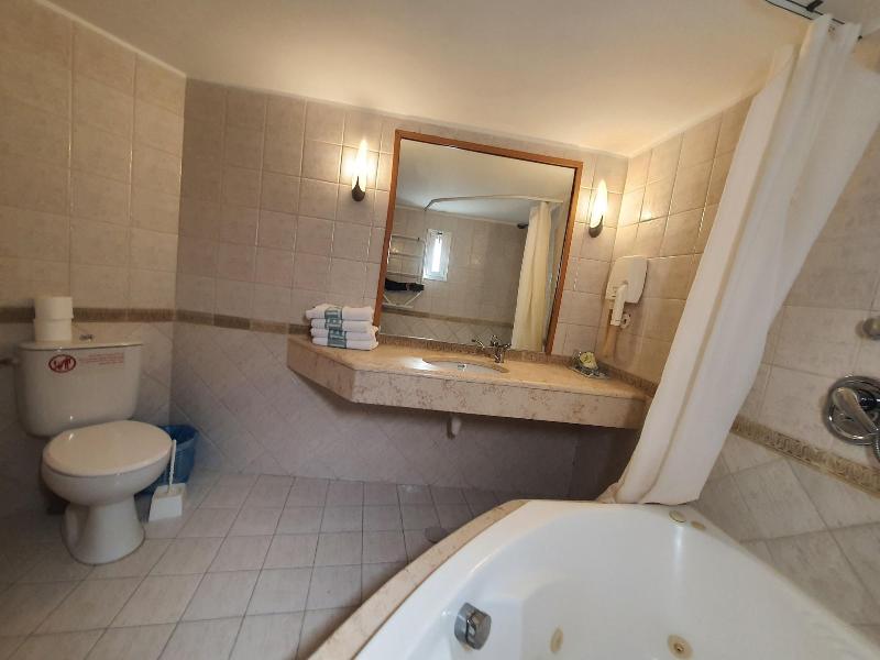 Hotel Marom image