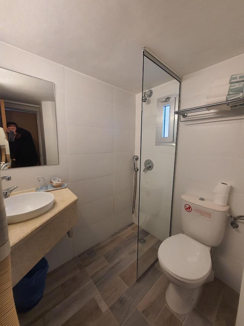Hotel Marom image
