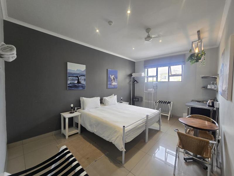 Zzzone Boutique Hostel image