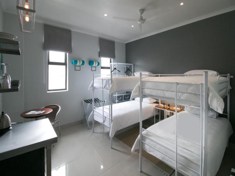 Zzzone Boutique Hostel image