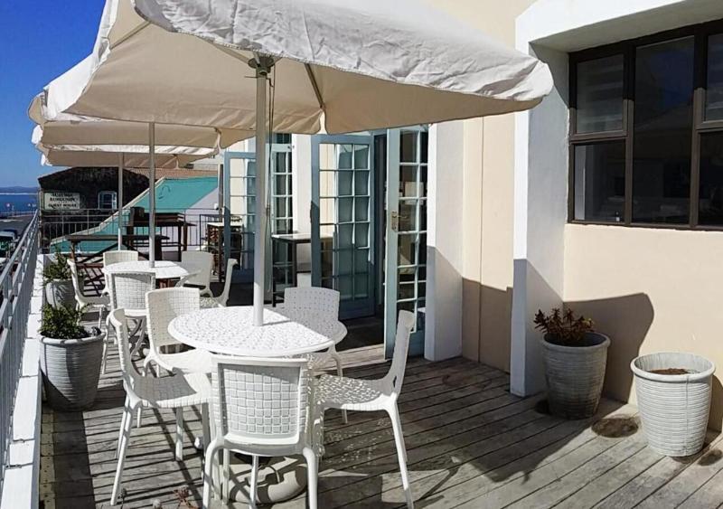 Zzzone Boutique Hostel image