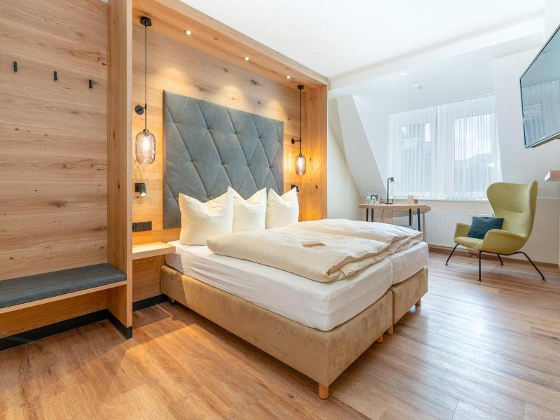 Hotel-Restaurant Pollmanns image