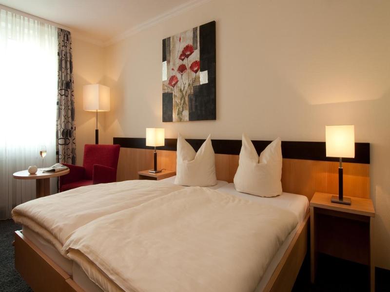 Hotel-Restaurant Pollmanns image