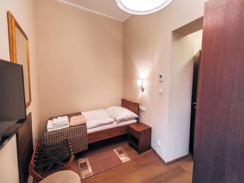Star Hotel image