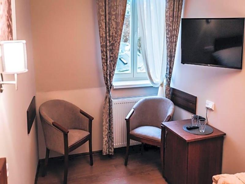 Star Hotel image
