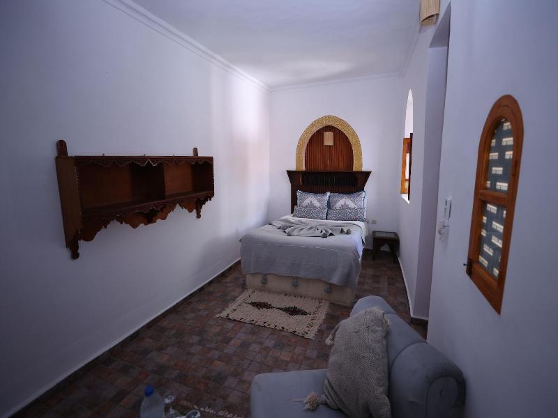 Riad O Ly image