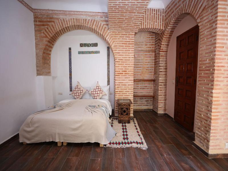 Riad O Ly image